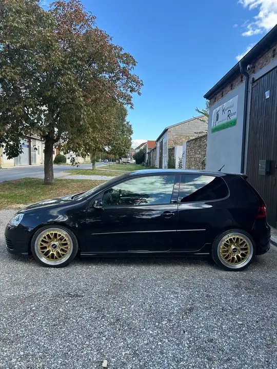 Volkswagen Golf 2006 photo 2