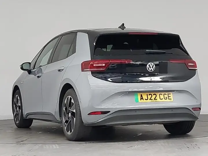 Volkswagen Id.3 2022 photo 2