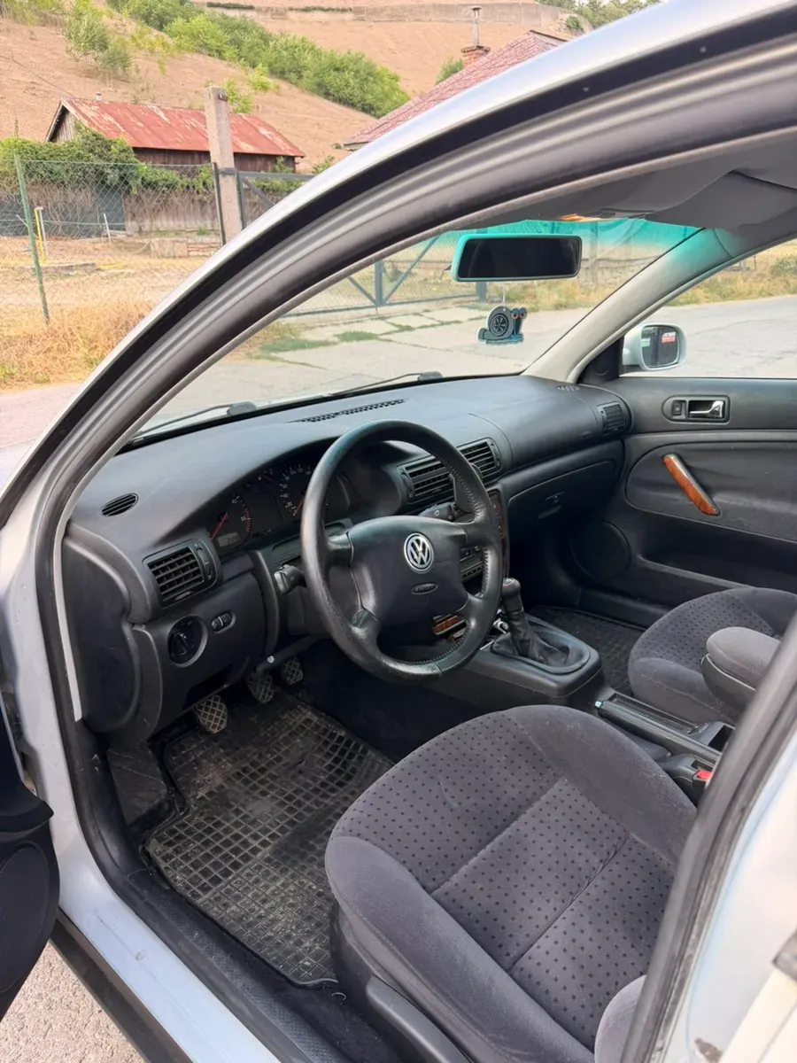 Volkswagen Passat 1999 photo 3