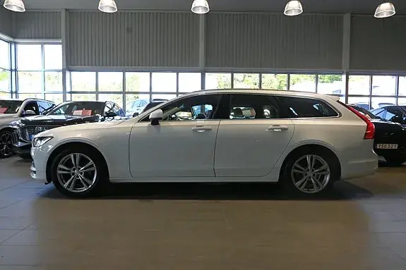 Volvo V90 2019 photo 2