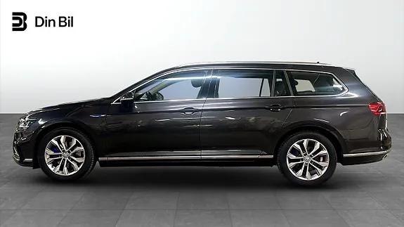 Volkswagen Passat 2020 photo 2