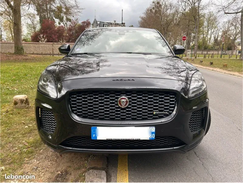 Jaguar E-Pace 2019 photo 2