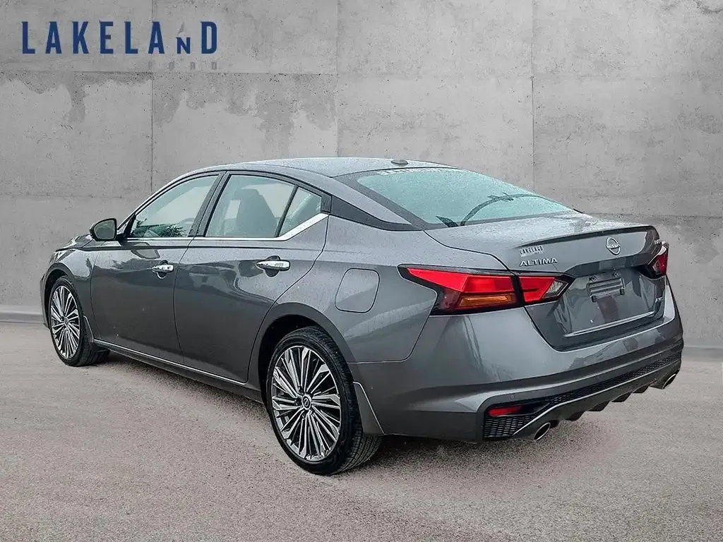 Nissan Altima 2024 photo 4