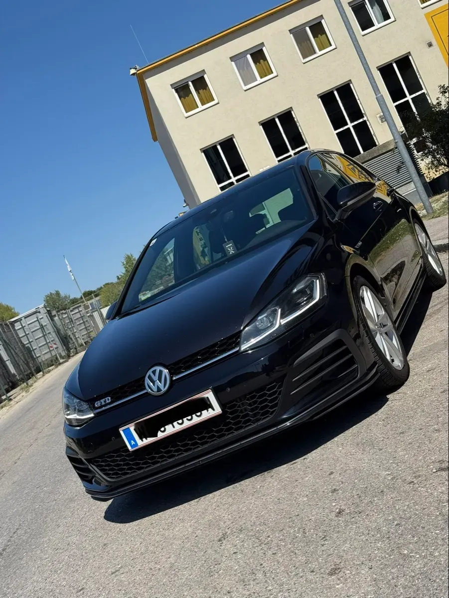Volkswagen Golf 2017 photo 2