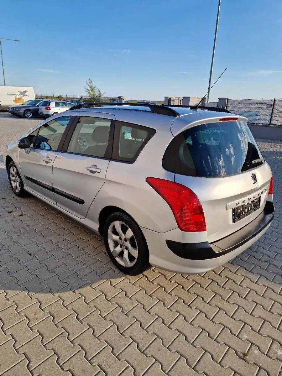 Peugeot 308 2009 photo 2