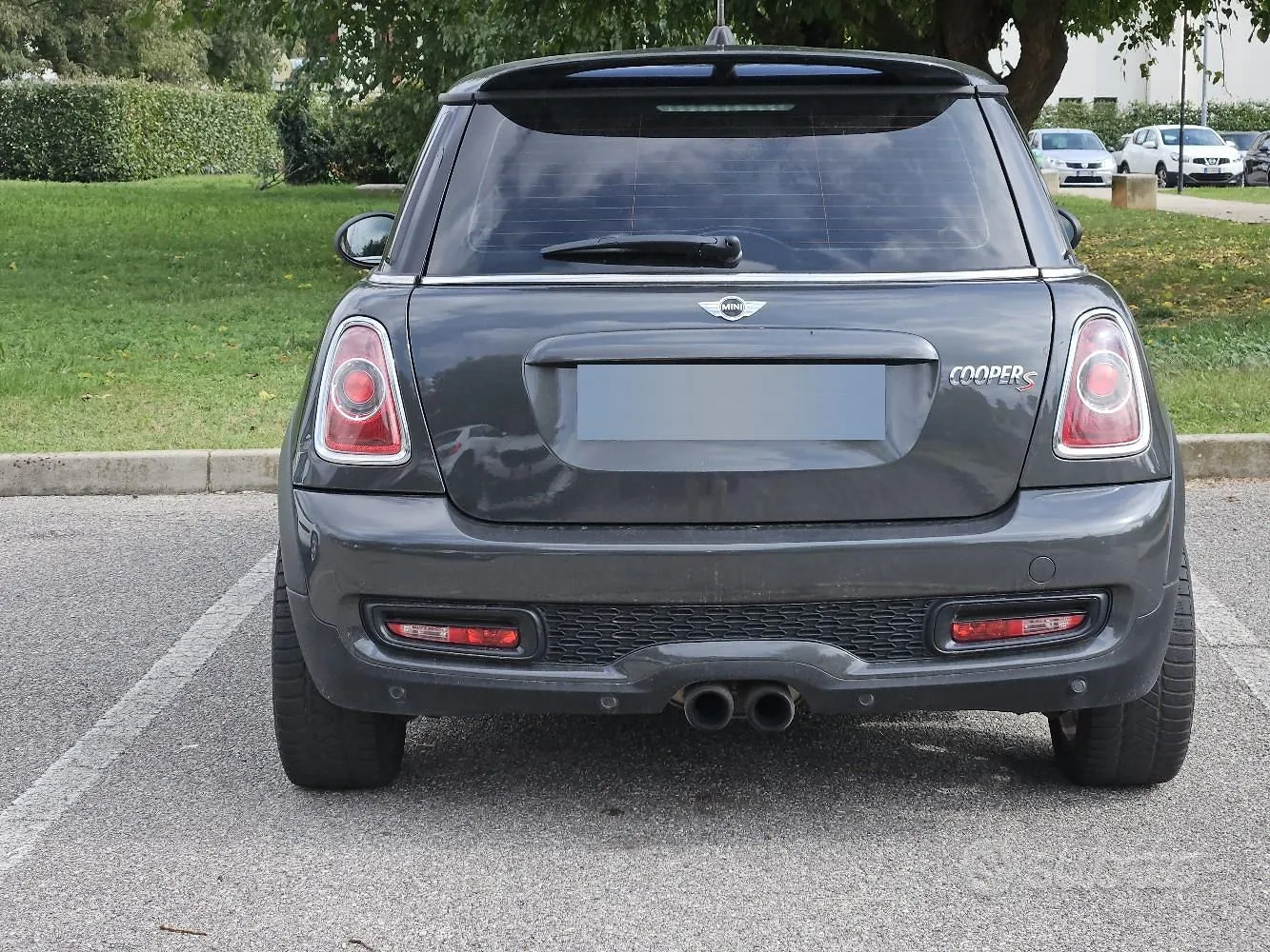 Mini Mini Cooper S 2010 photo 2