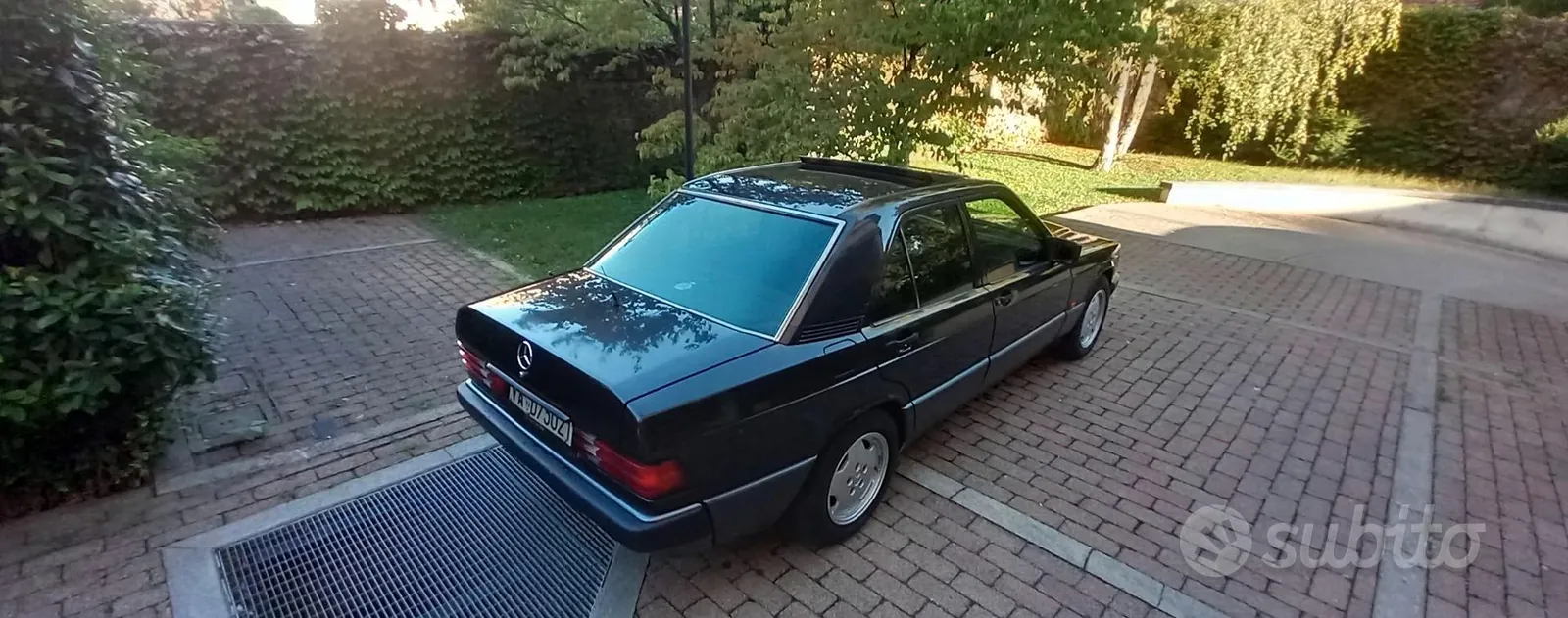 Mercedes-Benz 190E 1992 photo 2