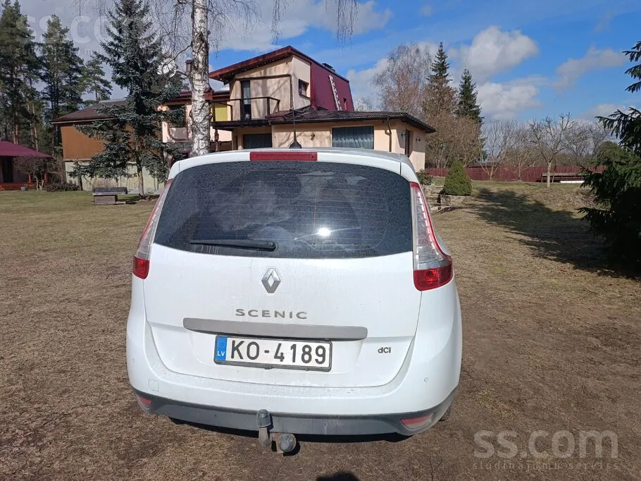 Renault Grand Scenic 2011 photo 4