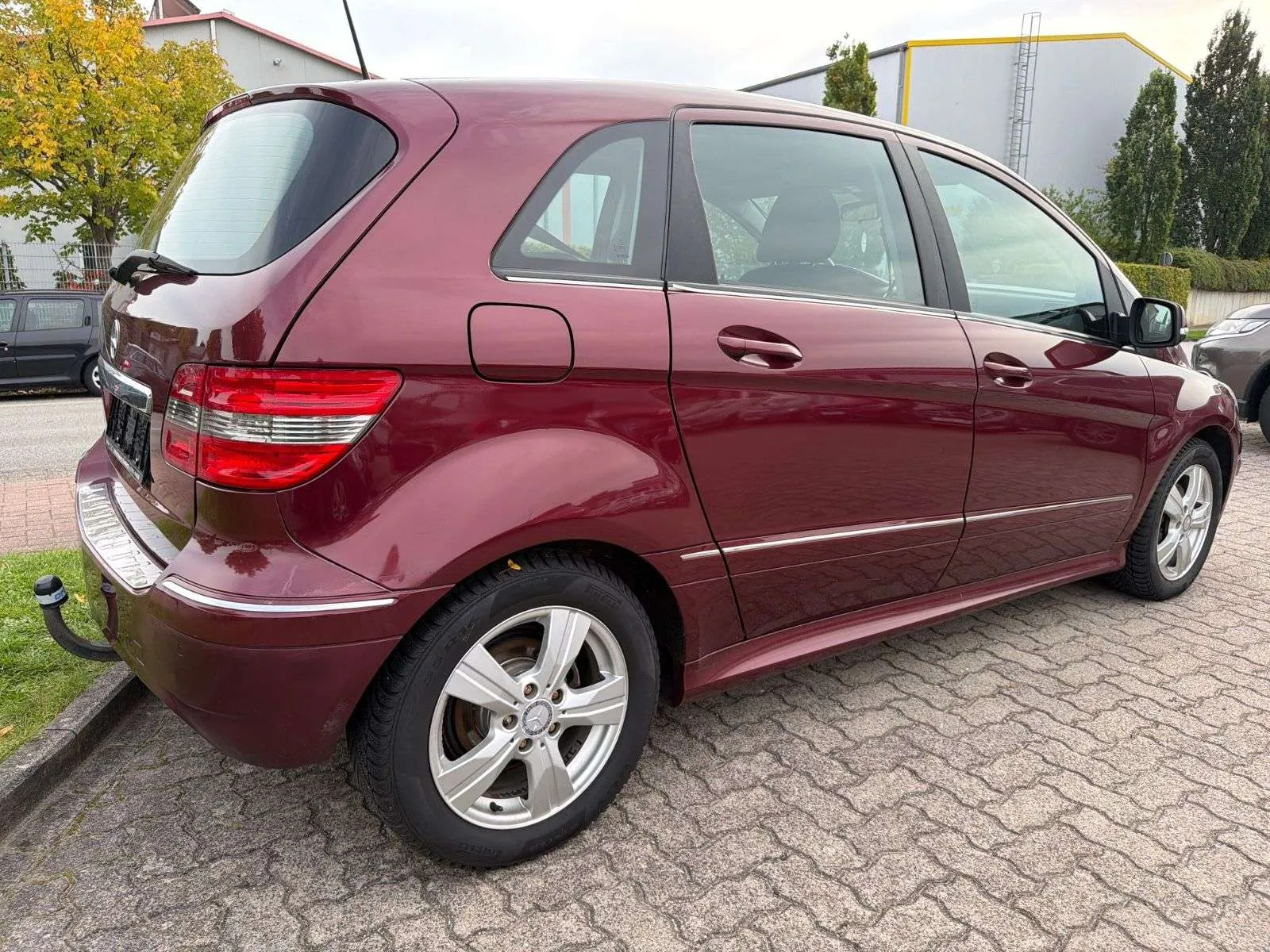 Mercedes-Benz B 200 2011 photo 4