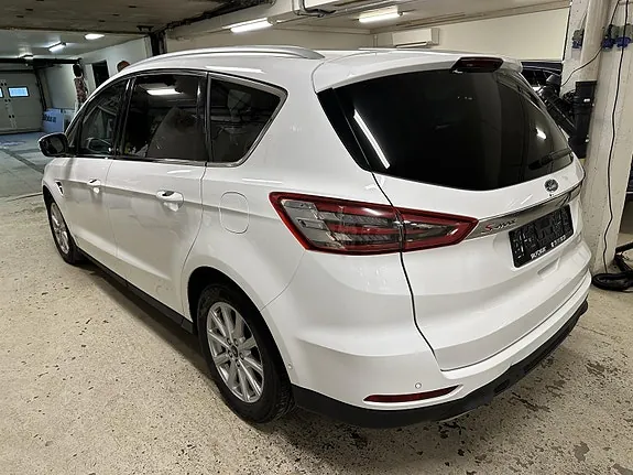 Ford S-Max 2016 photo 2