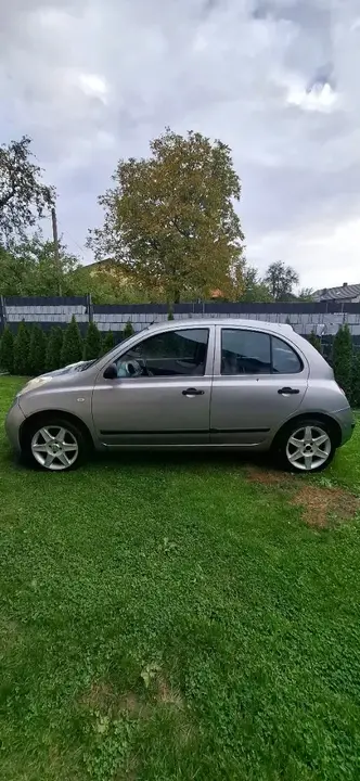 Nissan Micra 2003 photo 2