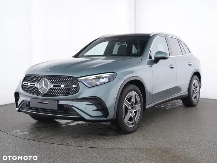 Mercedes-Benz Glc 2025 photo 2