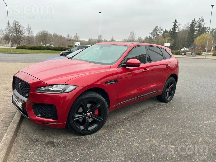 Jaguar F-Pace 2016 photo 2