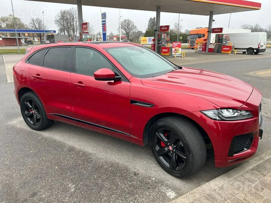 Jaguar F-Pace 2016 photo 3