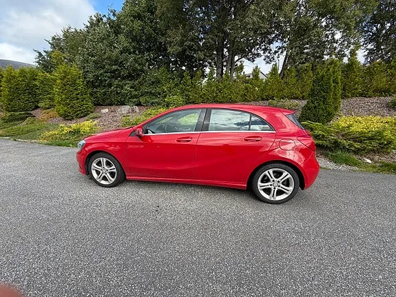 Mercedes-Benz A180 2013 photo 5