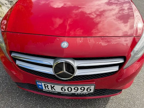 Mercedes-Benz A180 2013 photo 4