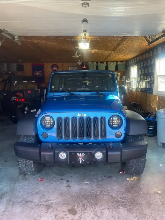 Jeep Wrangler Unlimited 2010 photo 2