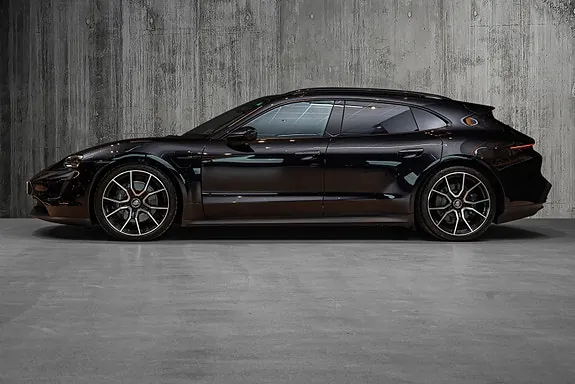 Porsche Taycan 2023 photo 2