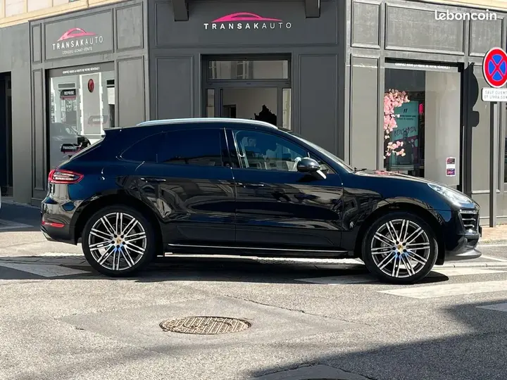 Porsche Macan 2016 photo 2