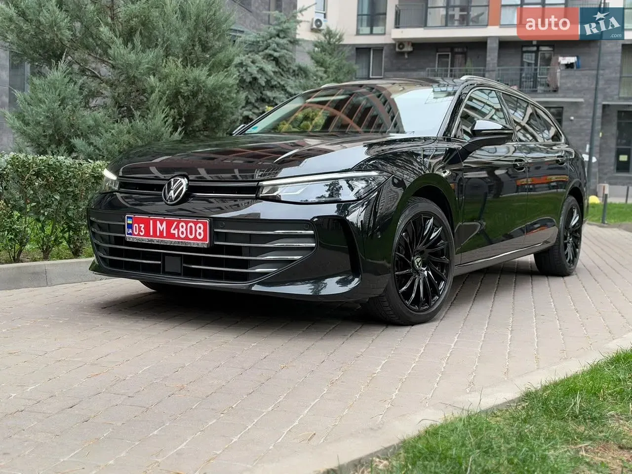 Volkswagen Passat 2024 photo 3