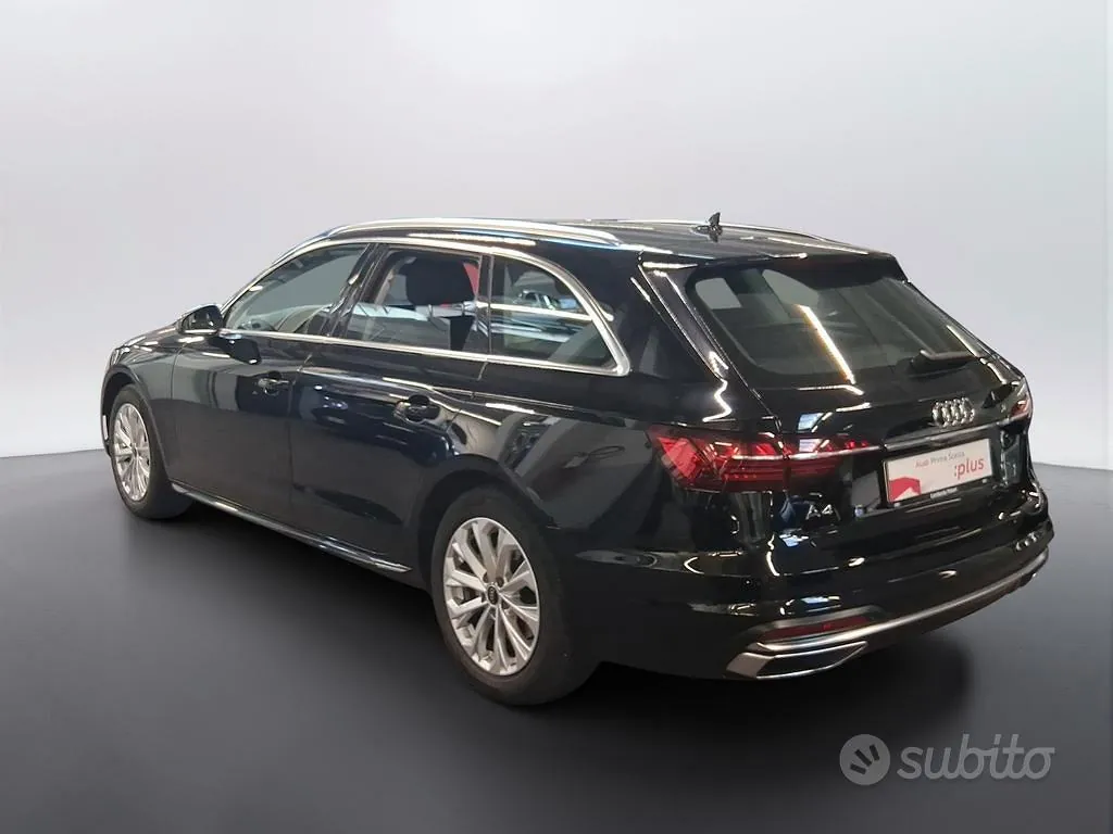 Audi A4 Avant 2024 photo 2