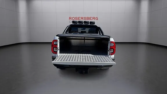 Toyota Hilux 2023 photo 3
