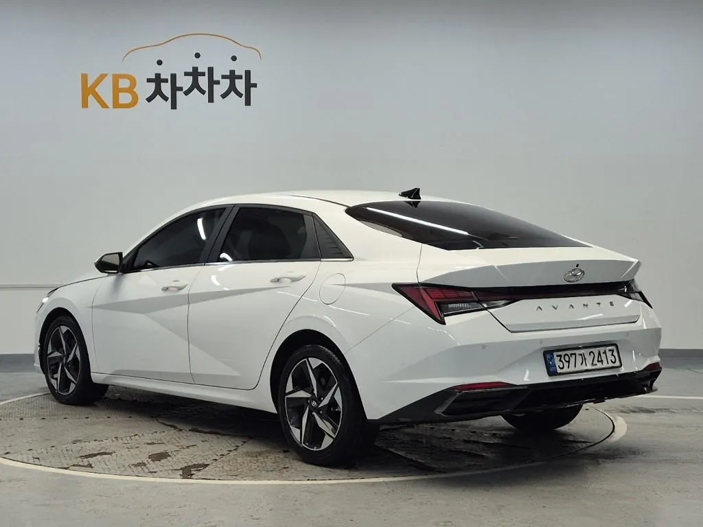 Hyundai Avante 2021 photo 2