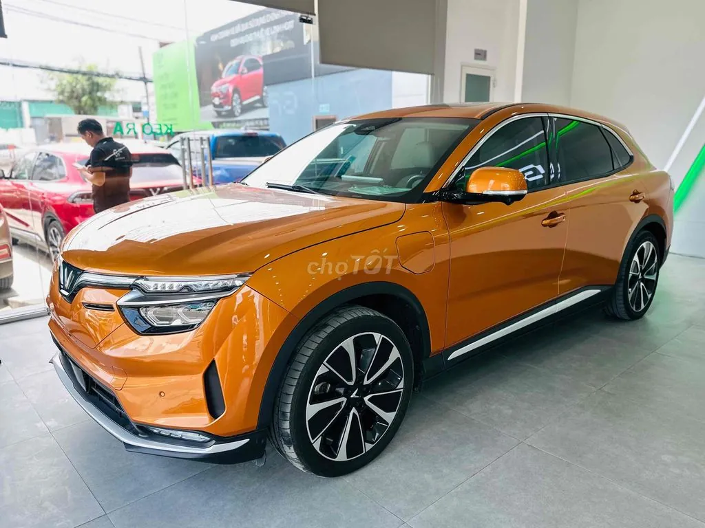 Vinfast Vf8