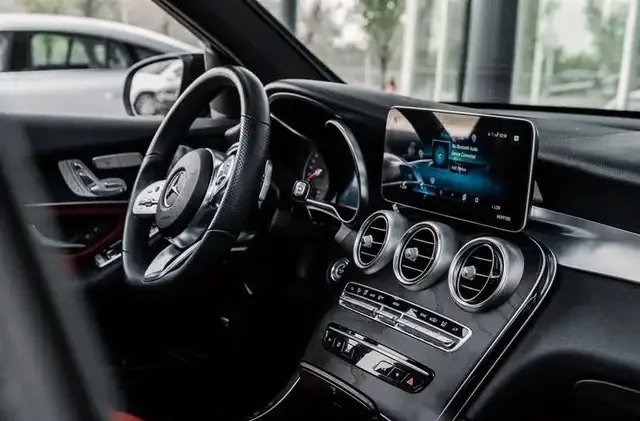 Mercedes-Benz Glc 2020 photo 2
