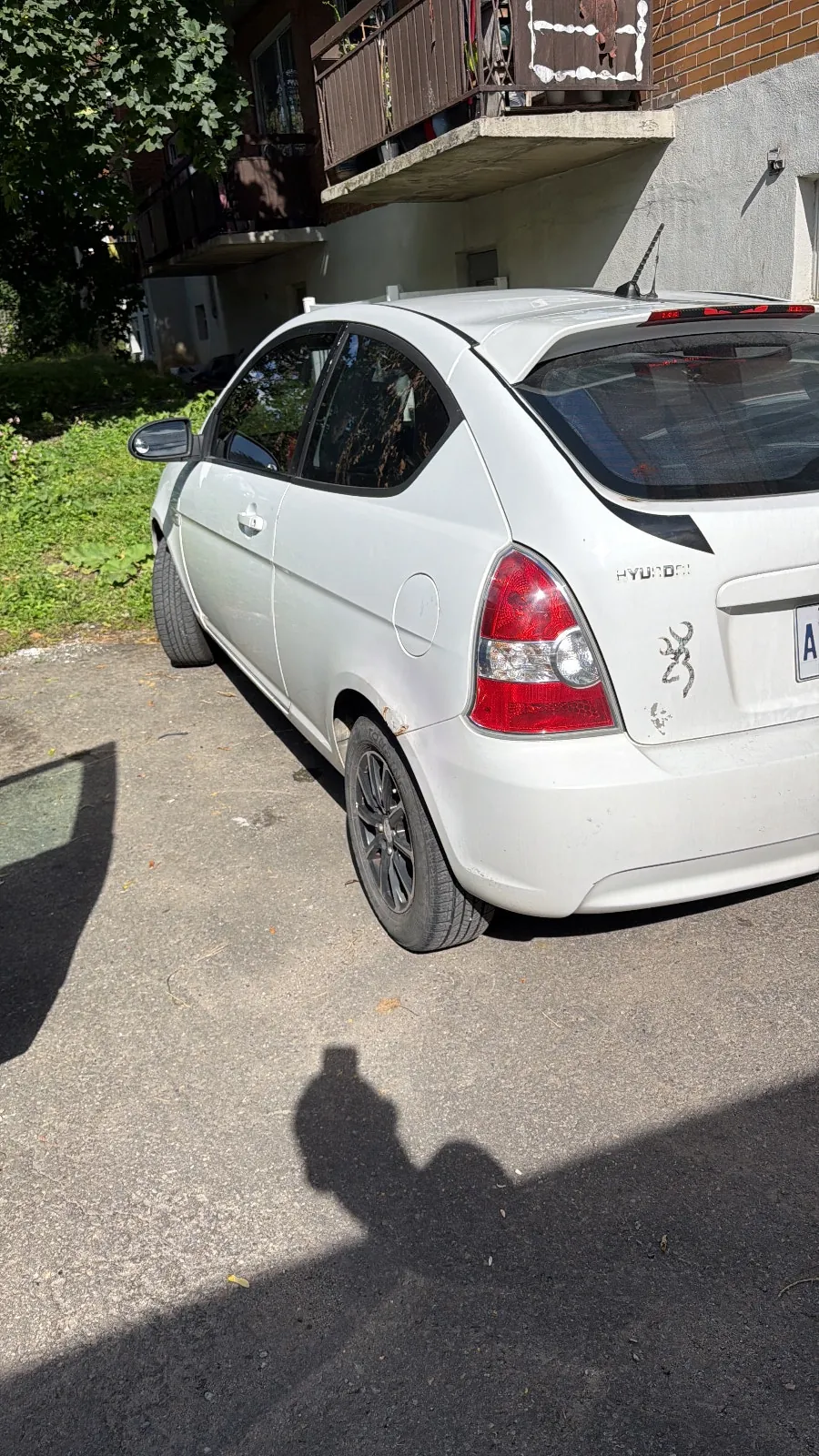 Hyundai Accent 2011 photo 2