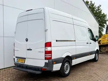 Mercedes-Benz Sprinter 2026 photo 3