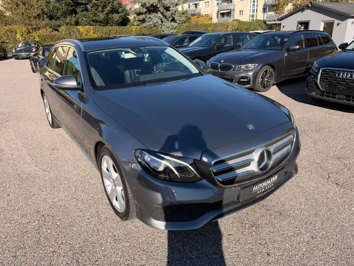 Mercedes-Benz E
