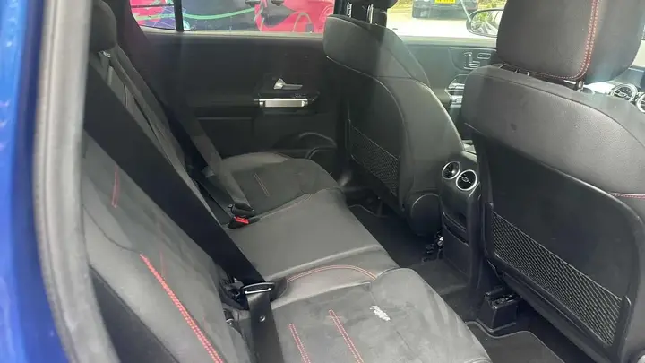 Mercedes-Benz Glb 2025 photo 5