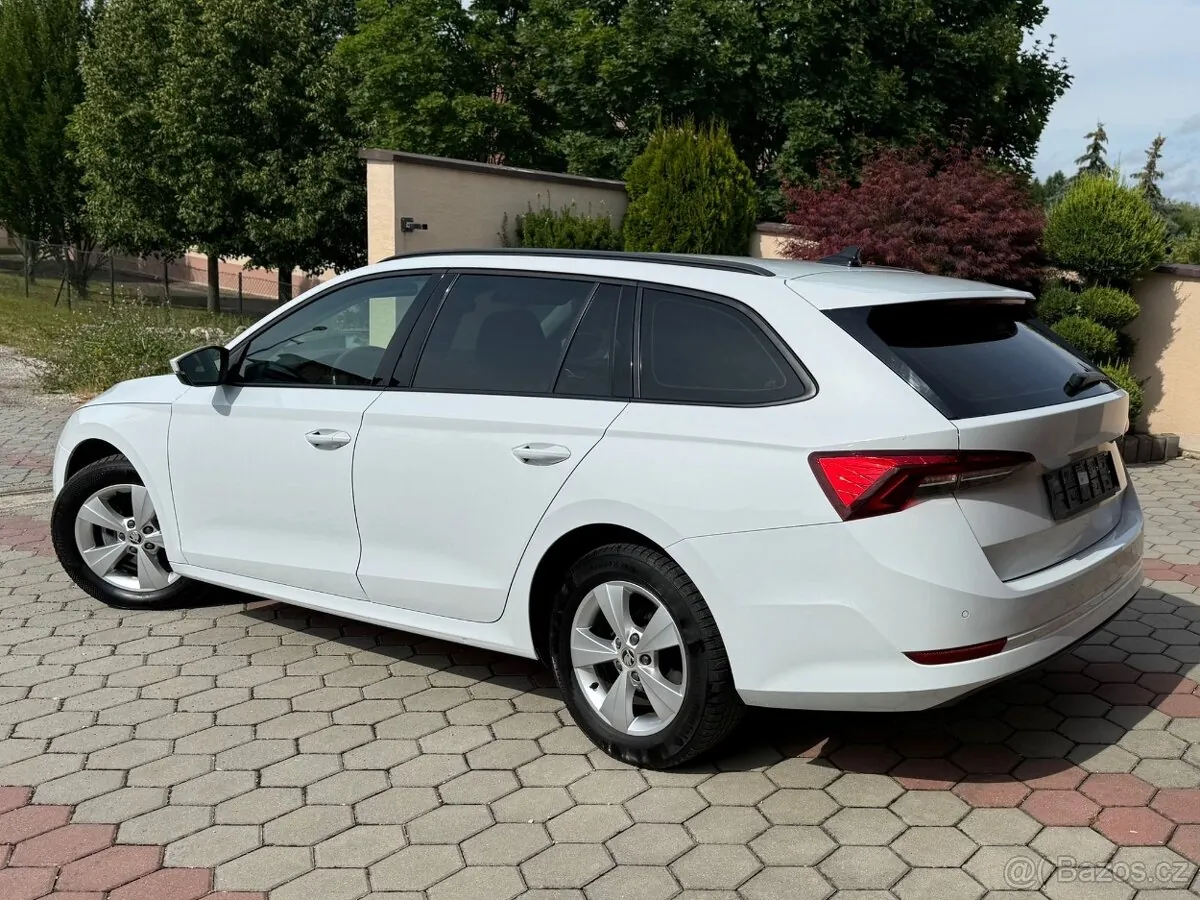 Skoda Octavia 2022 photo 4