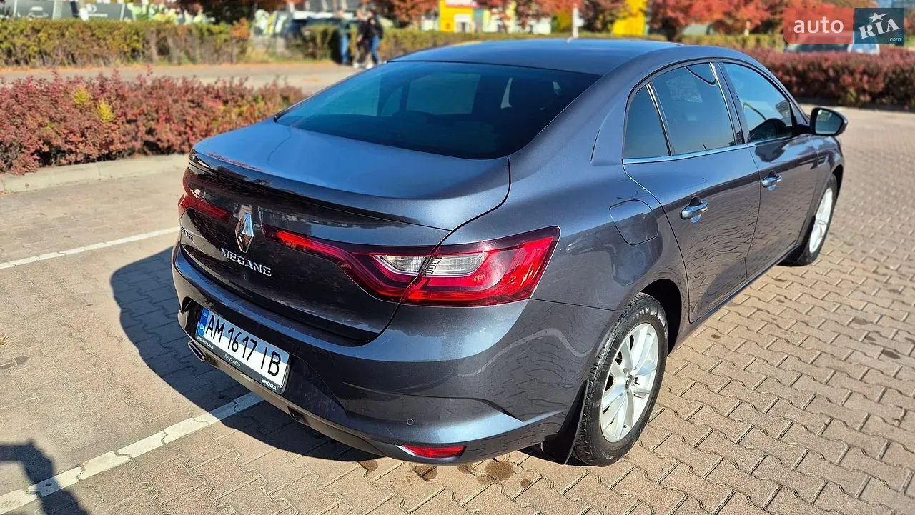 Renault Megane 2019 photo 5
