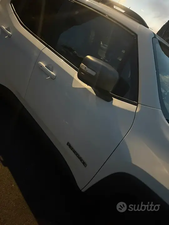 Jeep Renegade 2021 photo 2