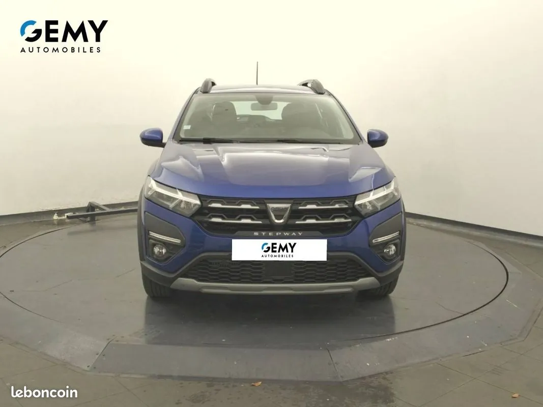 Dacia Sandero 2022 photo 2