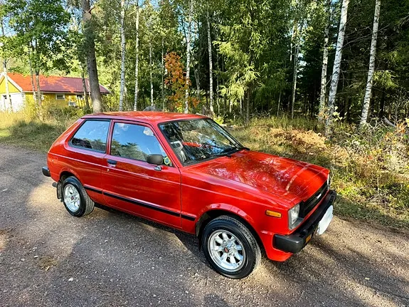 Toyota Starlet 1982 photo 4
