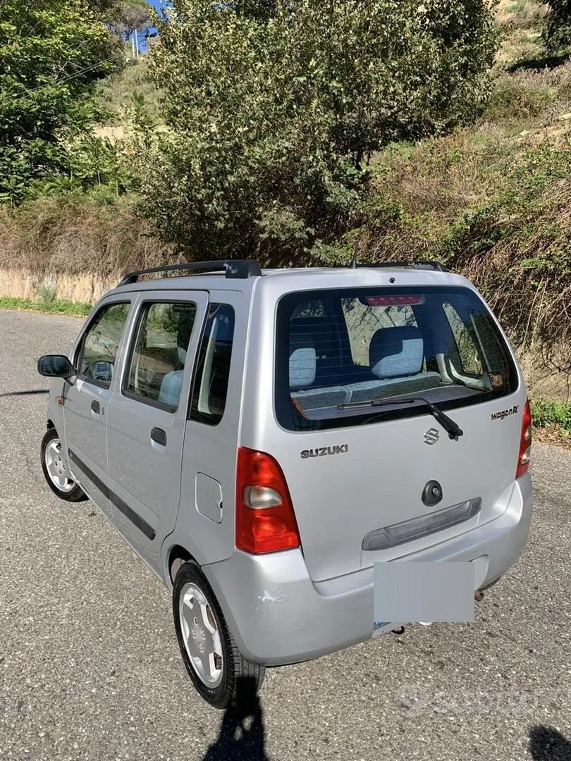 Suzuki Wagon R 2001 photo 2