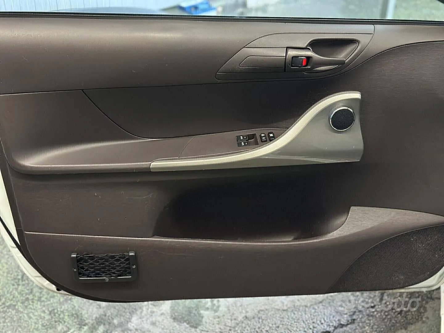 Toyota Iq 2009 photo 5