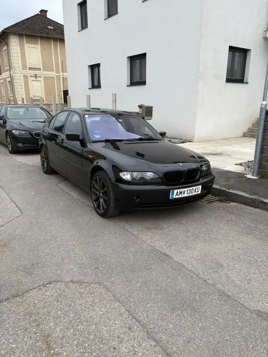 BMW 3 Series 2004 photo 3