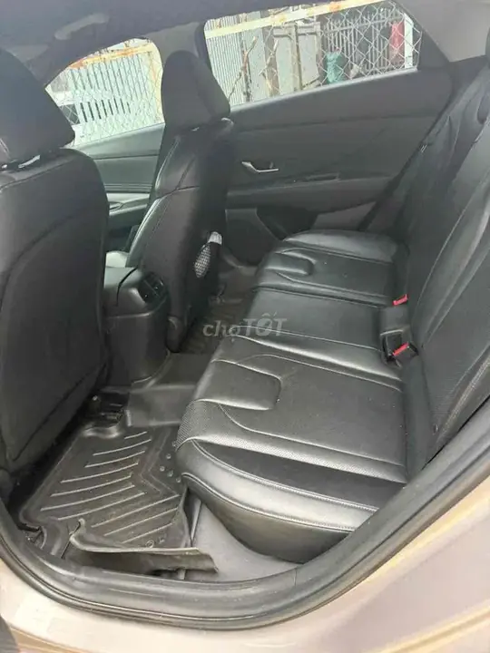 Hyundai Elantra 2022 photo 5