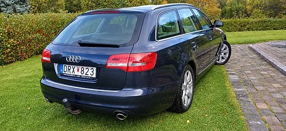 Audi A6 2010 photo 2