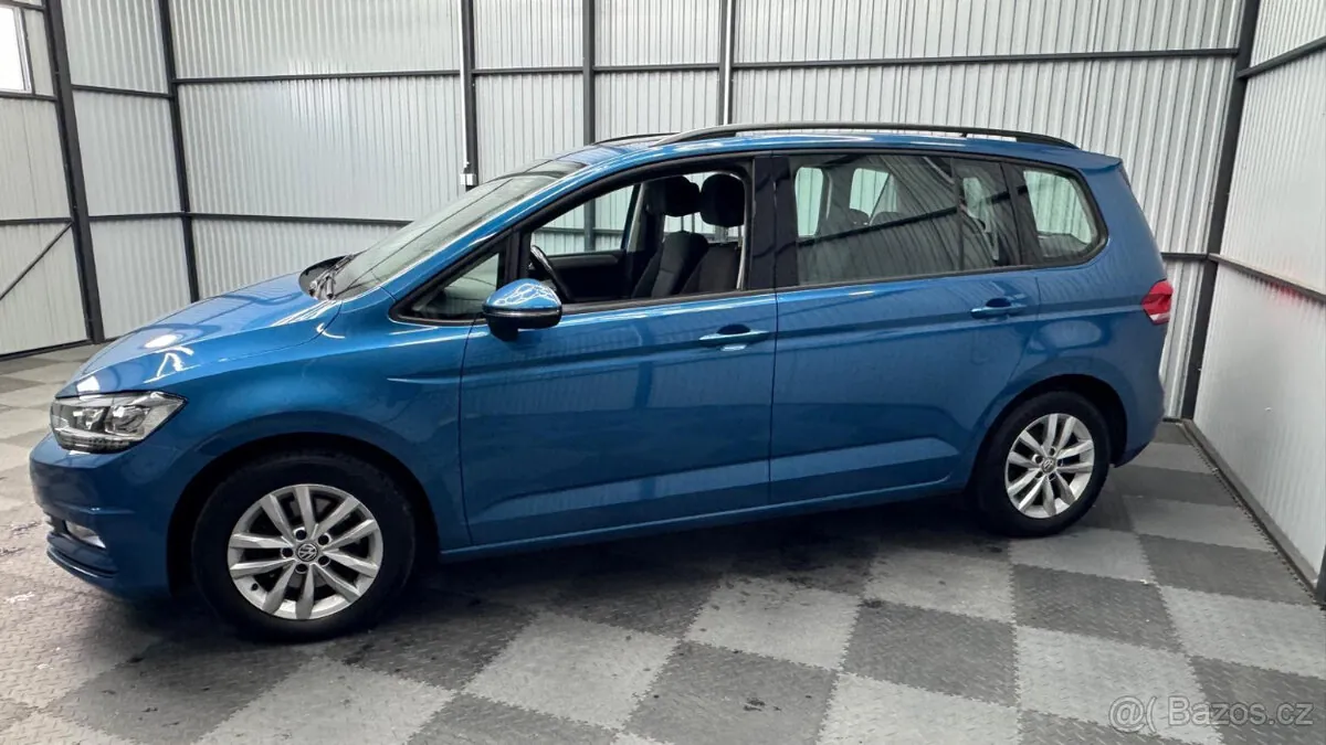 Volkswagen Touran 2016 photo 5