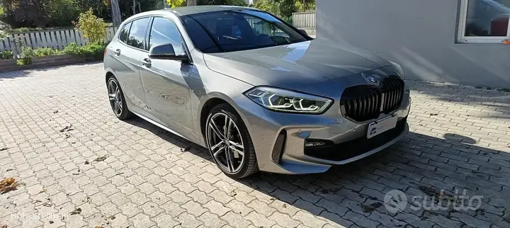 BMW 118D 2022 photo 3