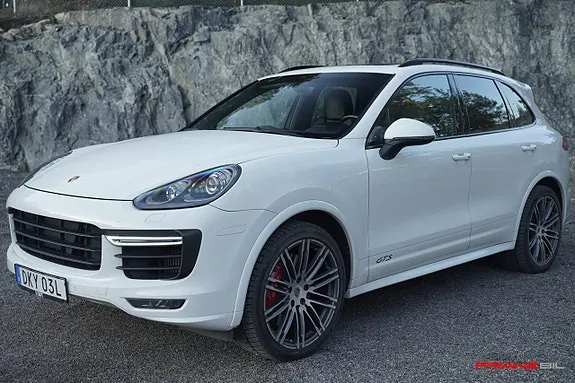 Porsche Cayenne Gts 2016 photo 3