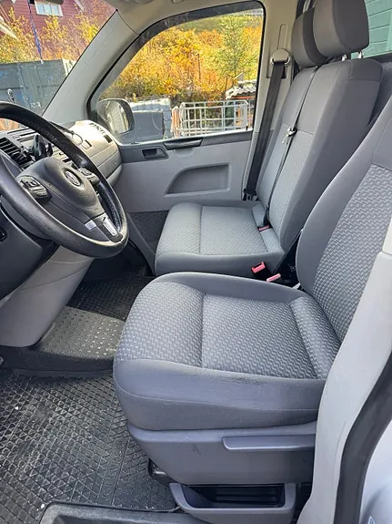 Volkswagen Transporter 2012 photo 5