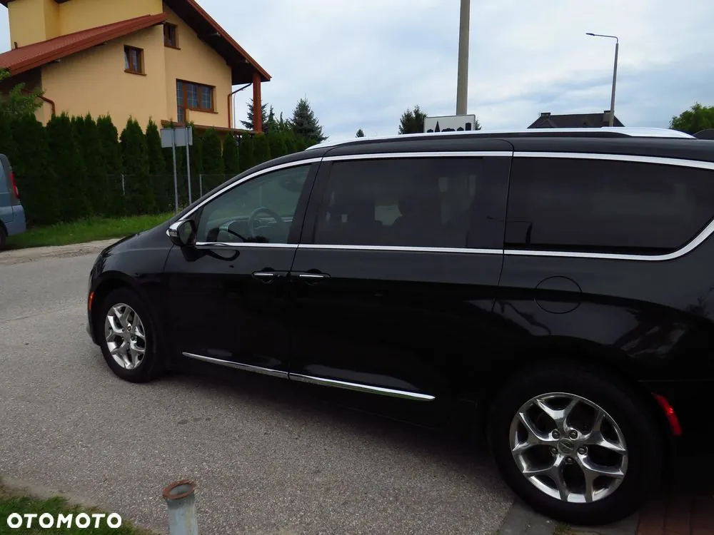 Chrysler Pacifica 2016 photo 5
