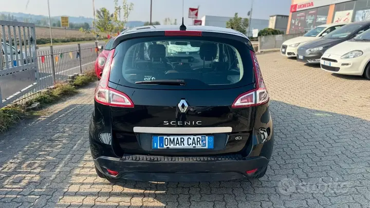 Renault Scenic 2012 photo 3