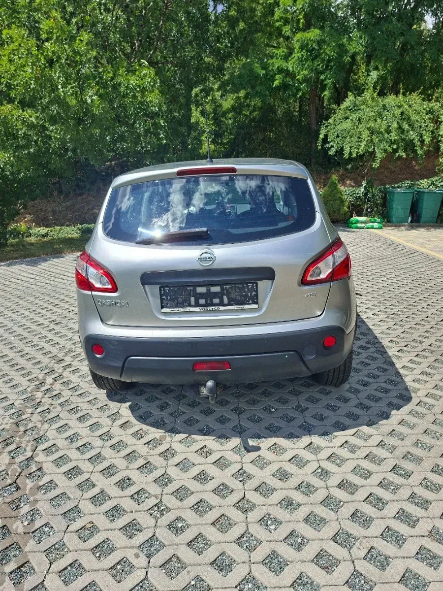 Nissan Qashqai 2010 photo 3
